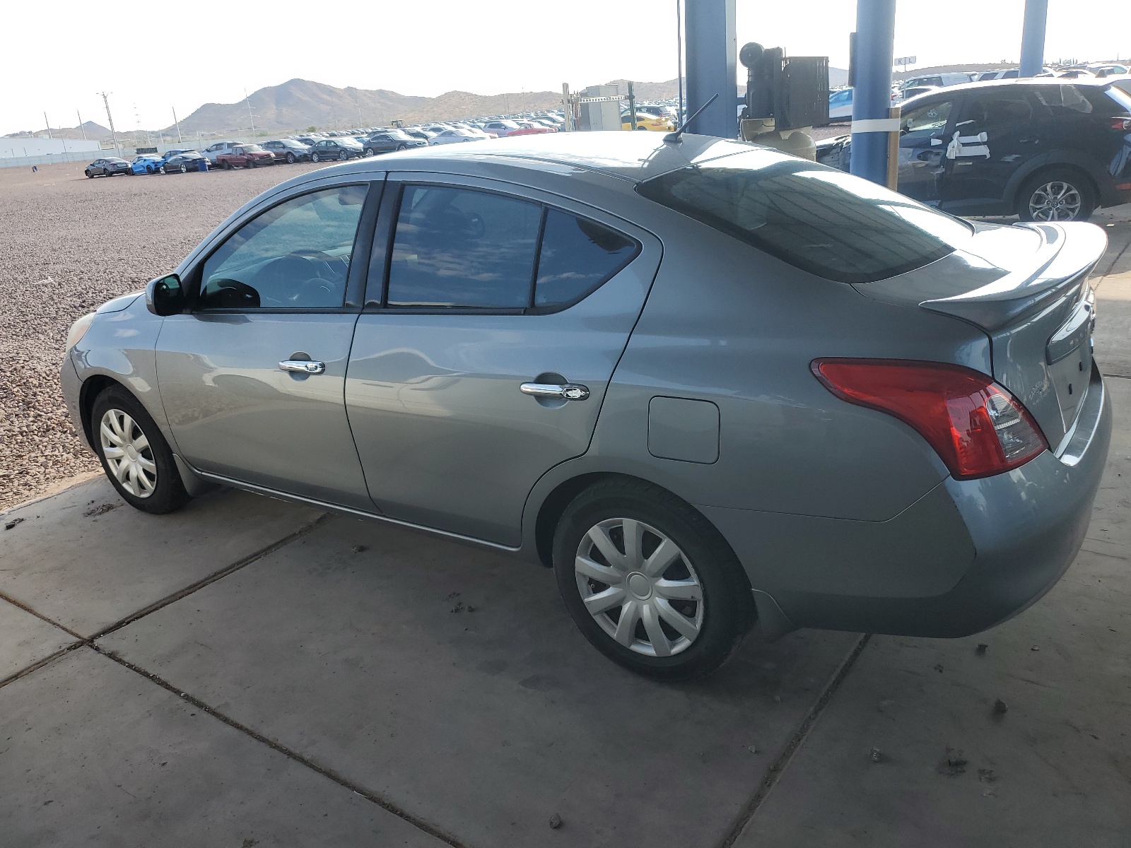 2014 Nissan Versa S vin: 3N1CN7AP1EL842846