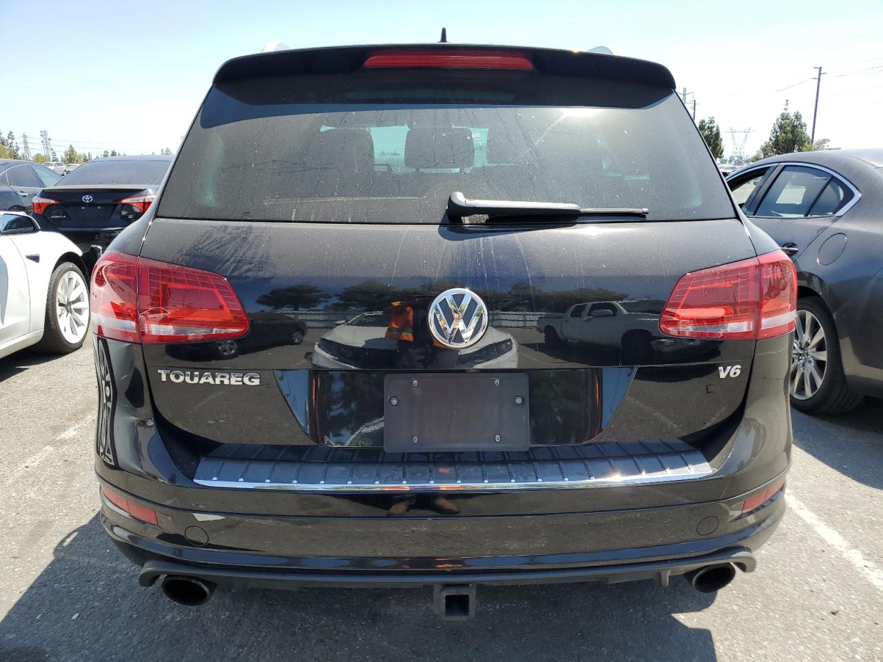 2014 Volkswagen Touareg V6 VIN: WVGDF9BP2ED010104 Lot: 64901274