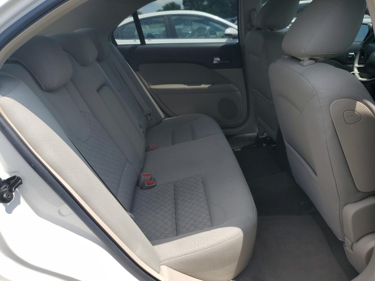 2010 Ford Fusion Se VIN: 3FAHP0HA4AR294926 Lot: 62616924