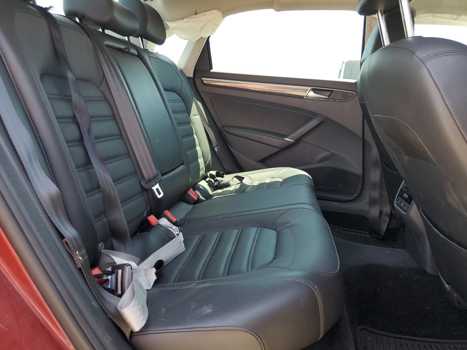 1VWCA7A34JC009776 2018 Volkswagen Passat Sel Premium