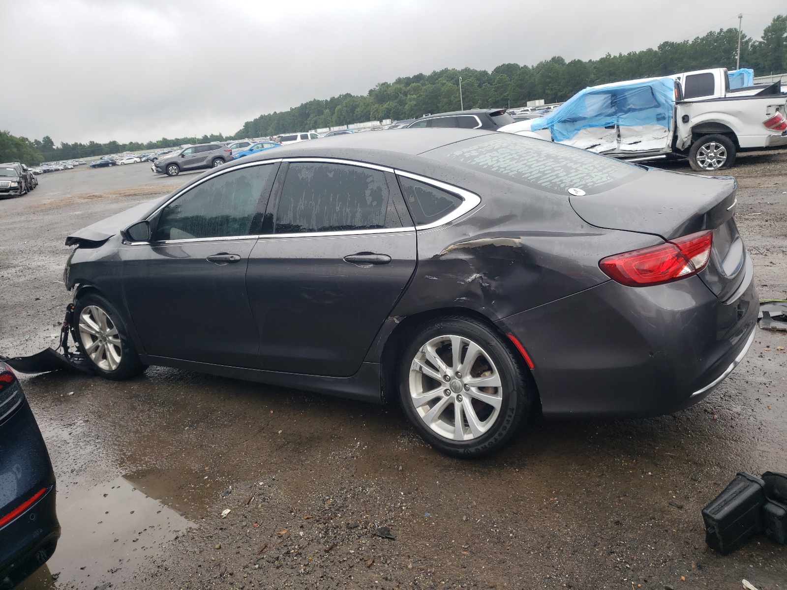 2016 Chrysler 200 Limited vin: 1C3CCCAB0GN151735