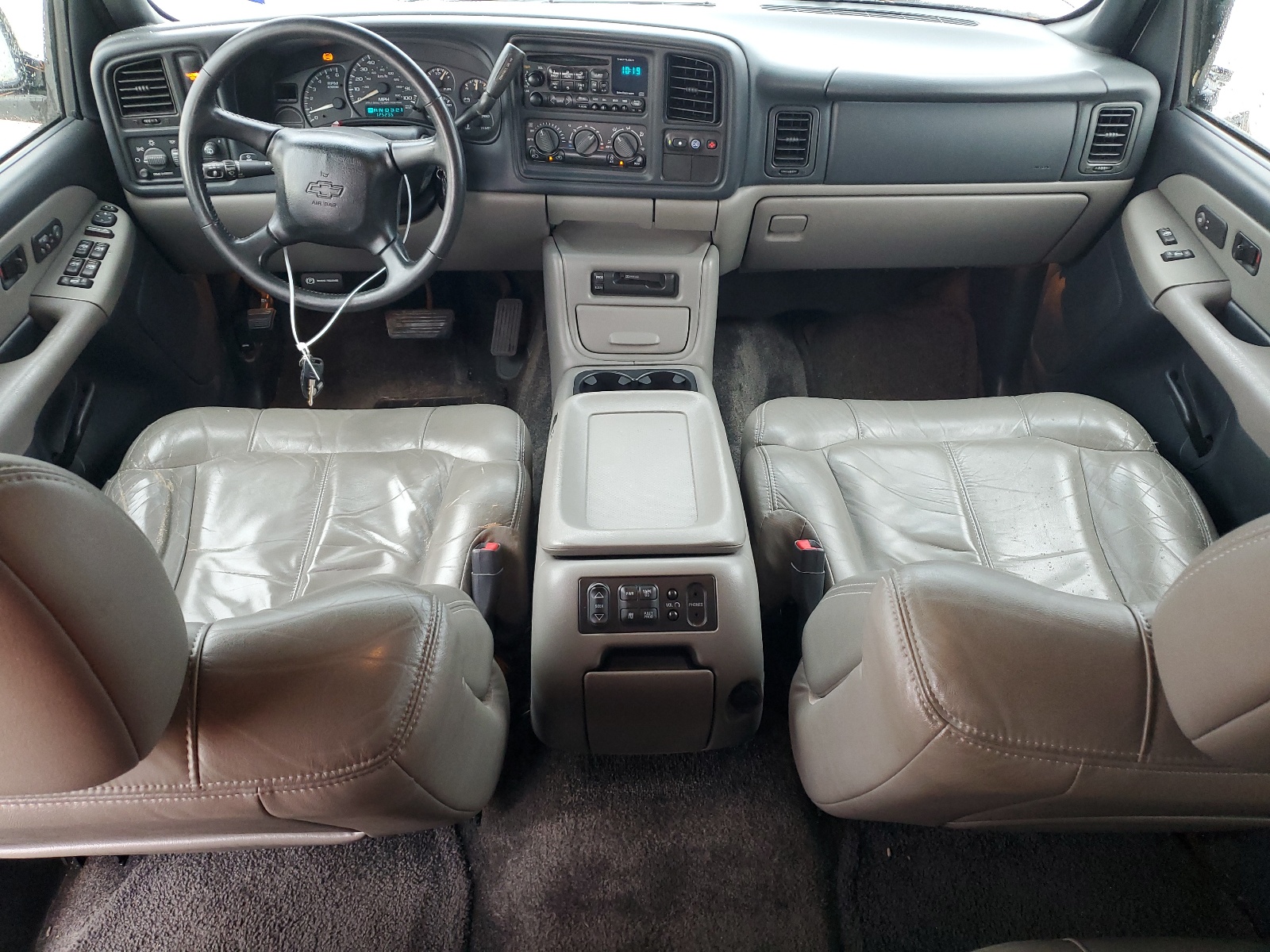 1GNEC13ZX2R222550 2002 Chevrolet Tahoe C1500