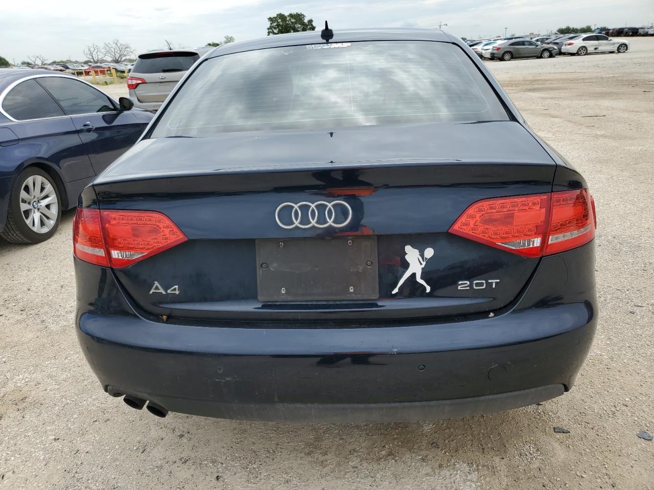 2011 Audi A4 Premium Plus VIN: WAUEFAFL8BN038218 Lot: 62918904