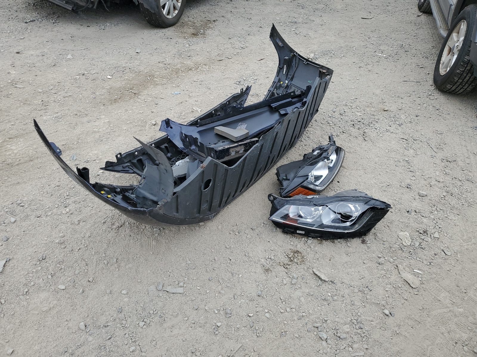 SAJBK4BV1GCY16373 2016 Jaguar Xf Prestige