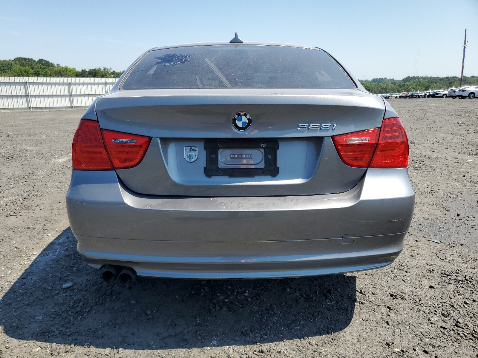 WBAPH7G5XBNM54695 2011 BMW 328 I