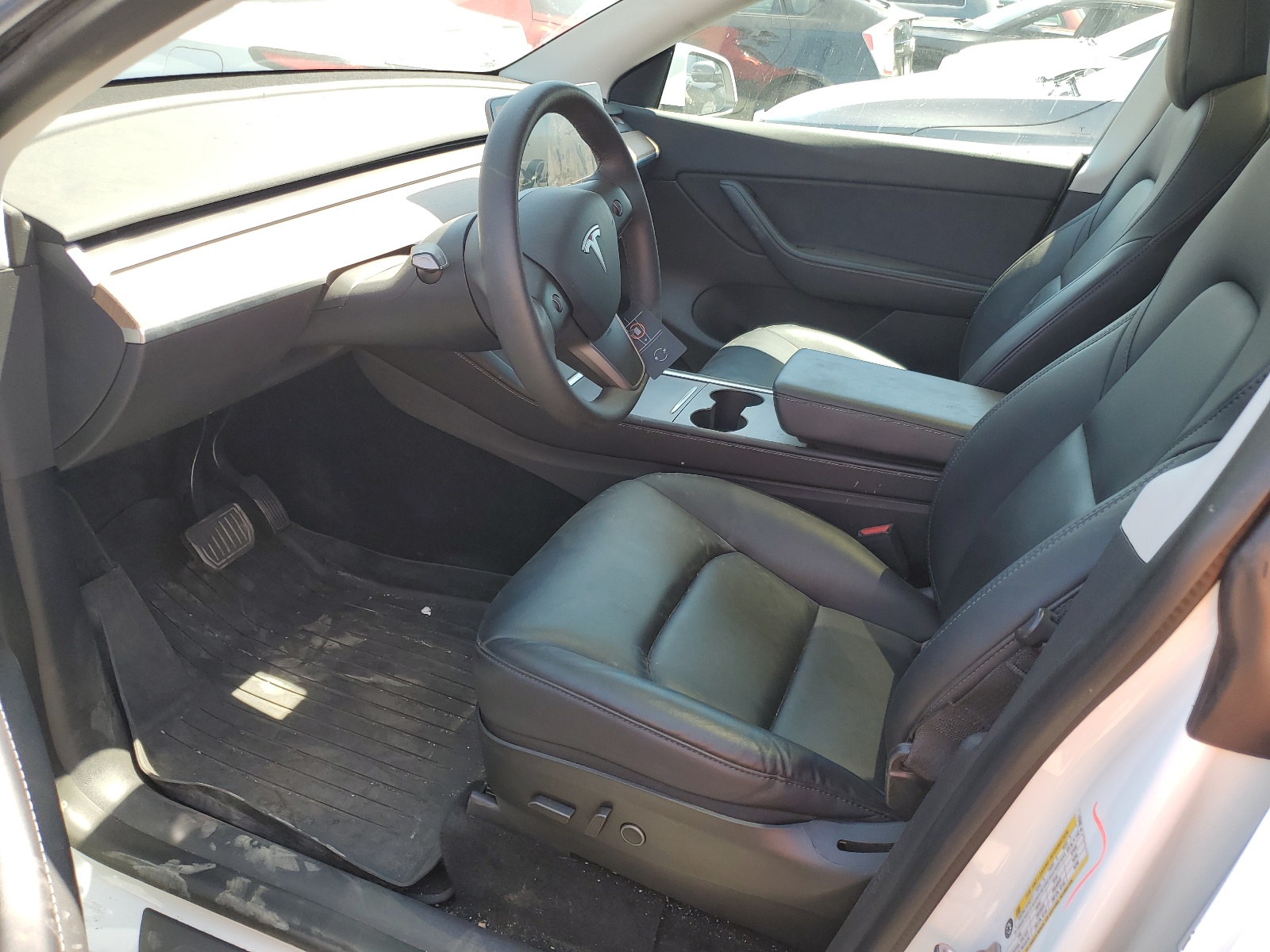 5YJYGDEE2MF173200 2021 Tesla Model Y