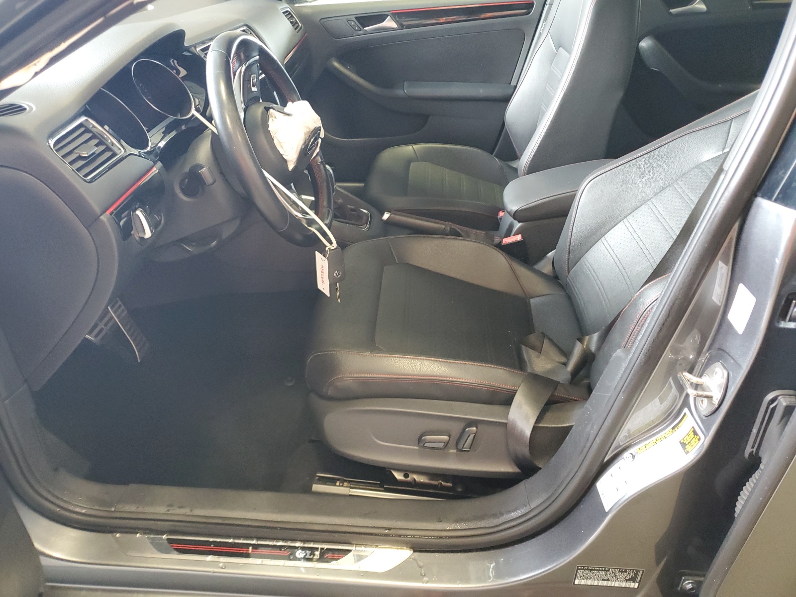 3VW4T7AJ4HM346793 2017 Volkswagen Jetta Gli