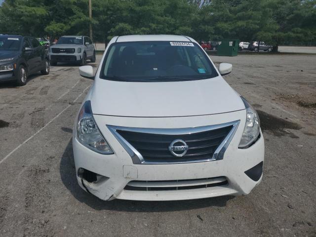  NISSAN VERSA 2019 White