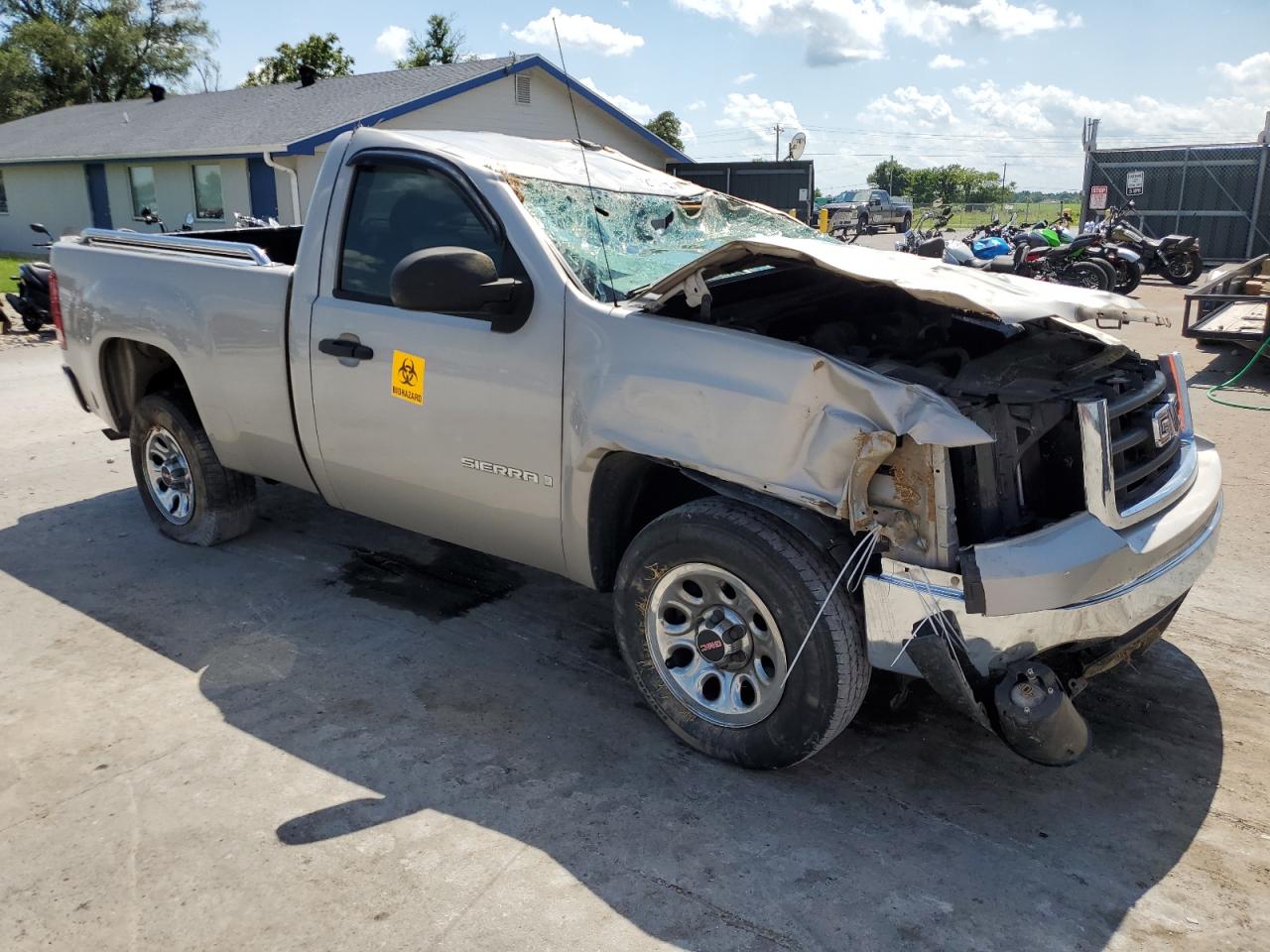 2008 GMC Sierra - Image 4