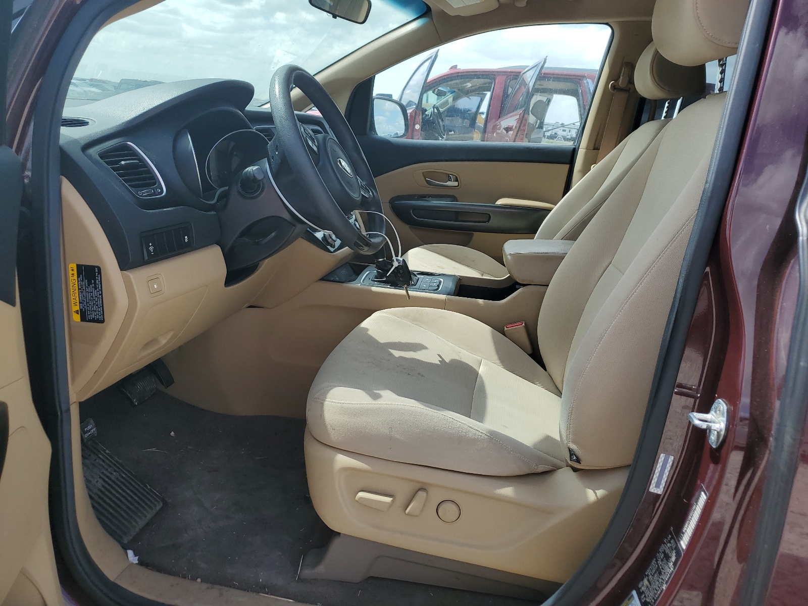 2015 Kia Sedona Lx vin: KNDMB5C15F6027567