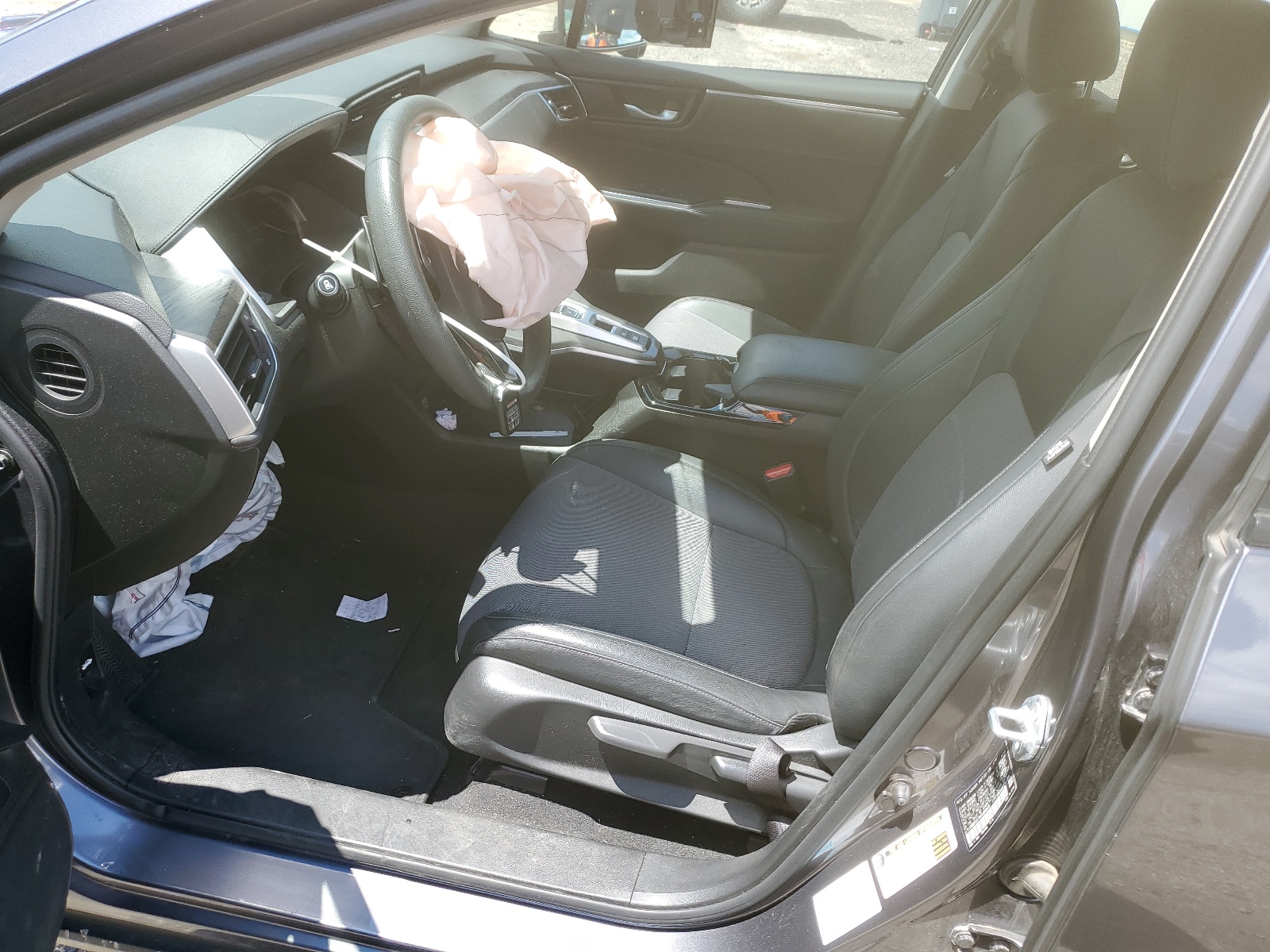 JHMZC5F18JC006056 2018 Honda Clarity