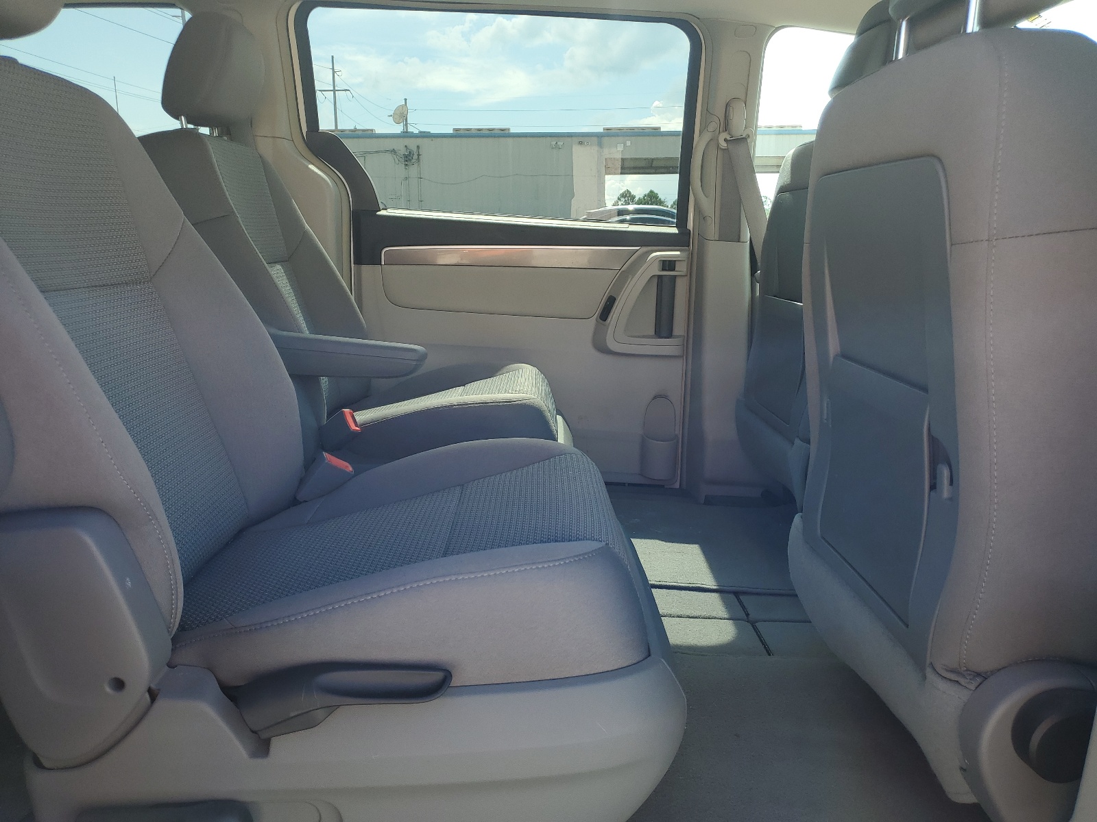 2012 Volkswagen Routan S vin: 2C4RVAAG8CR120617