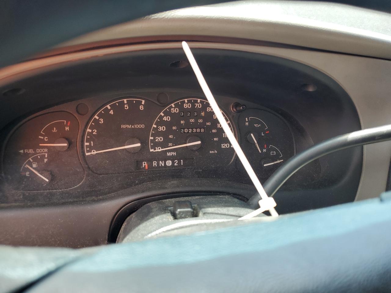 2000 Ford Ranger Super Cab VIN: 1FTYR14V6YTB37524 Lot: 63841294