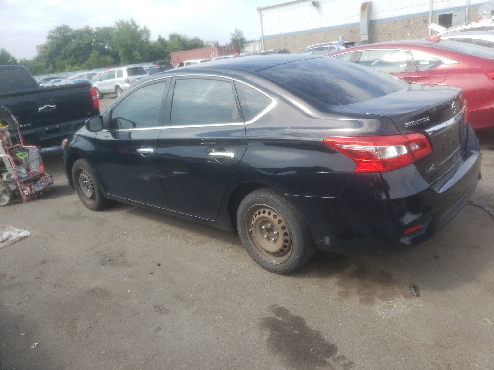 2016 Nissan Sentra S vin: 3N1AB7AP1GY281568