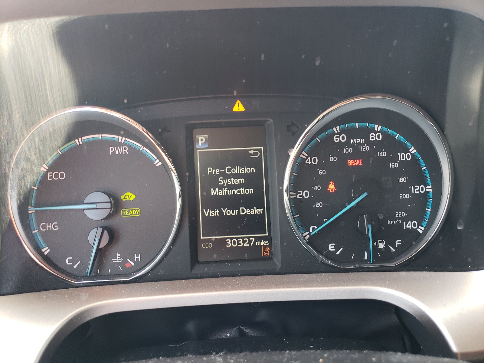 JTMRJREV3HD140626 2017 Toyota Rav4 Hv Le