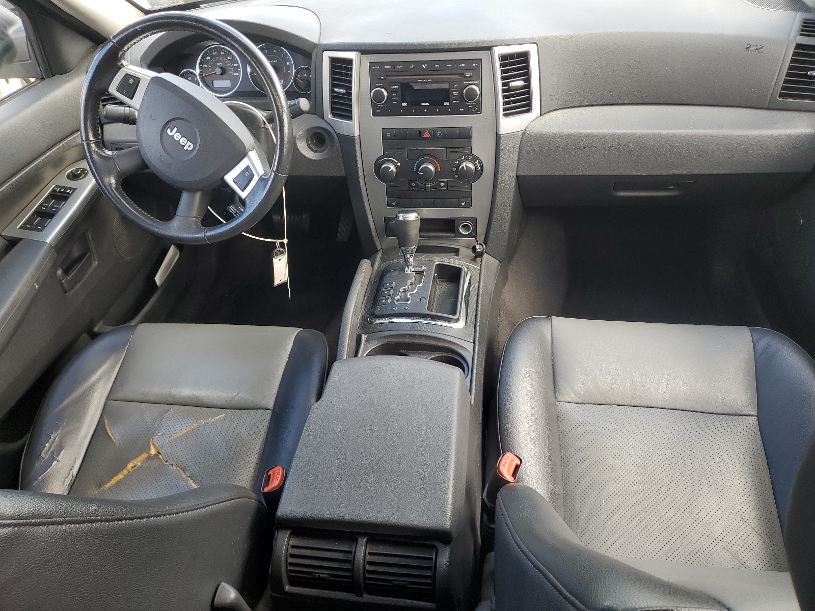 1J8GS48K58C220971 2008 Jeep Grand Cherokee Laredo