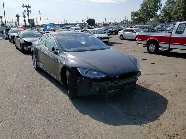 2015 Tesla Model S VIN: 5YJSA1E28FF114926 Lot: 63041984