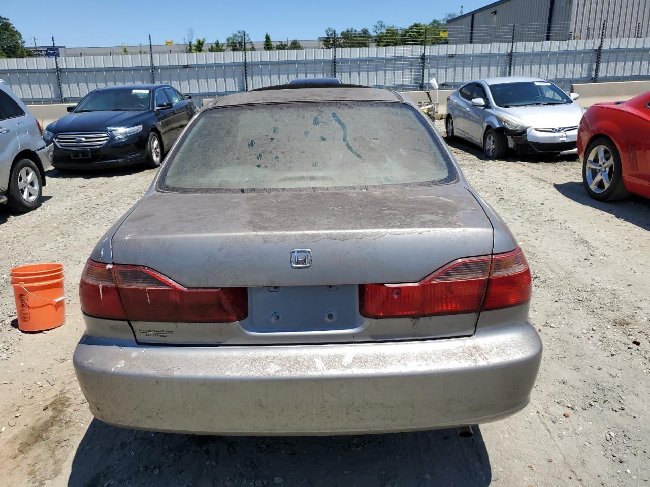 2000 Honda Accord Ex VIN: 1HGCG5658YA054355 Lot: 62746394