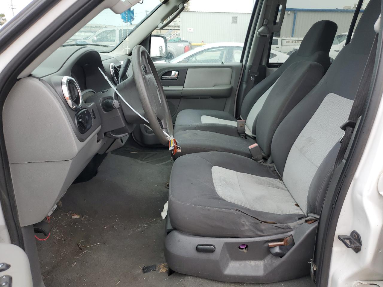 2005 Ford Expedition Xls VIN: 1FMPU14545LA80743 Lot: 64268044