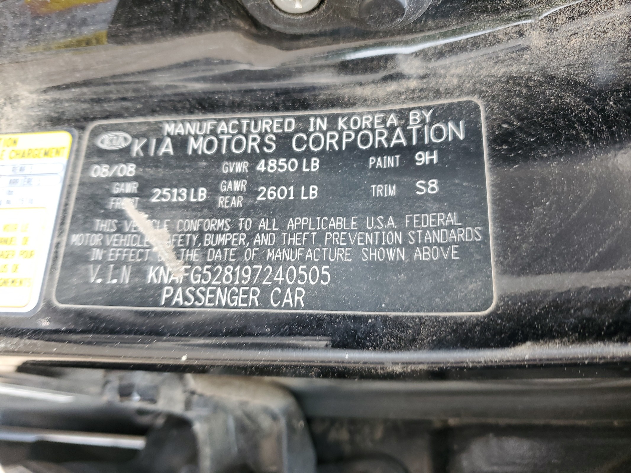 KNAFG528197240505 2009 Kia Rondo Base