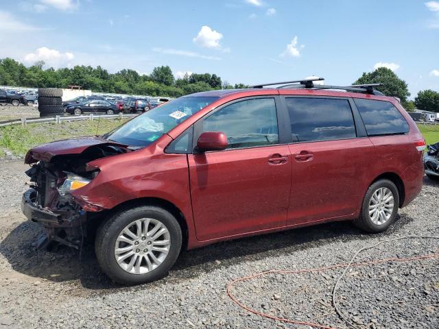 2011 Toyota Sienna Xle