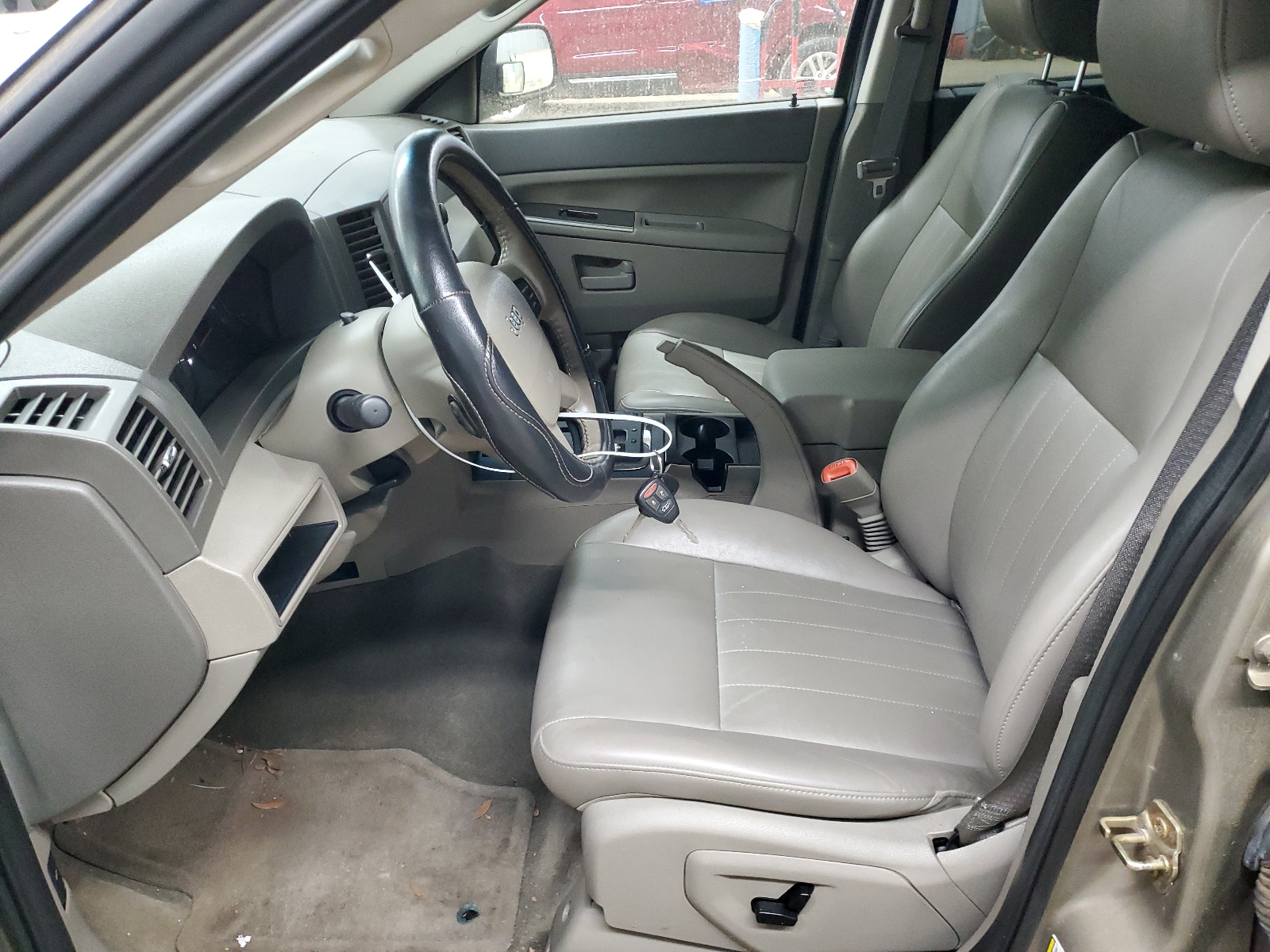 1J4HR48N05C725226 2005 Jeep Grand Cherokee Laredo