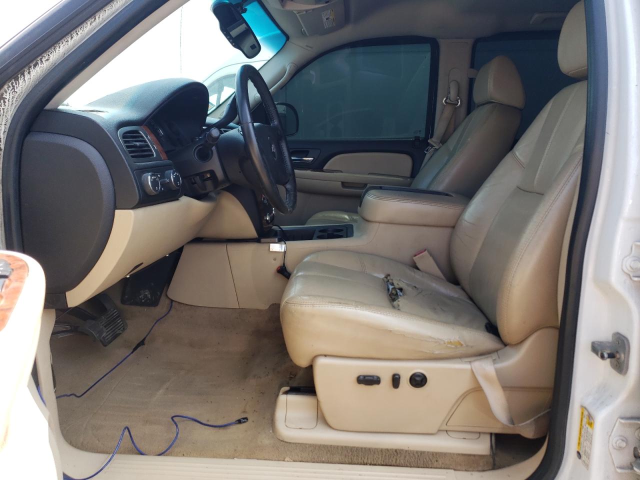 2007 Chevrolet Silverado - Image 7