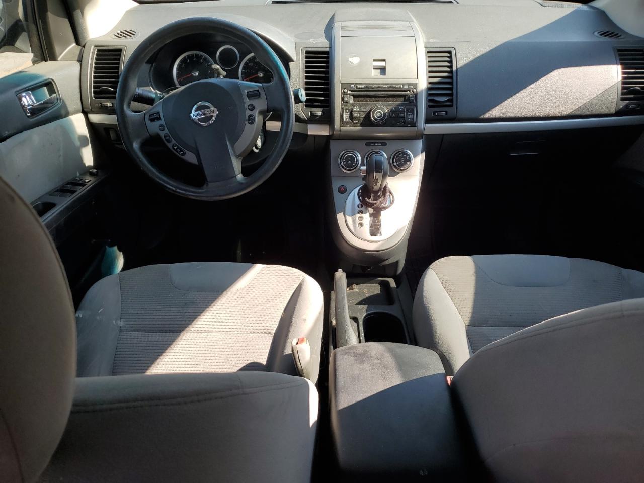 2010 Nissan Sentra - Image 8