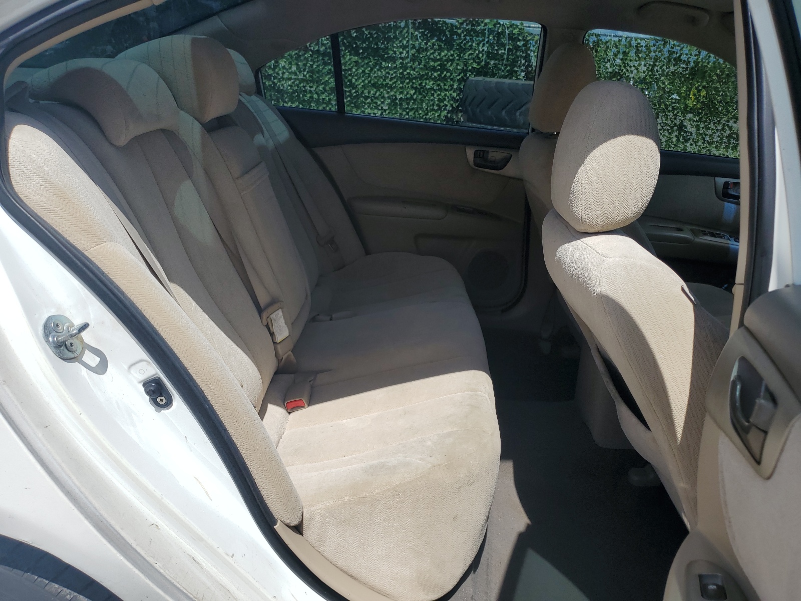 KNAGE123385256142 2008 Kia Optima Lx