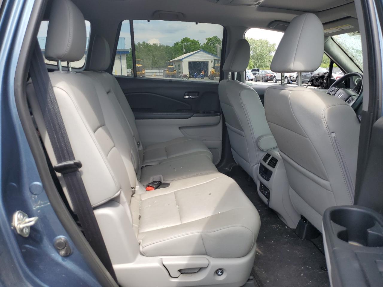 2017 Honda Pilot Touring VIN: 5FNYF6H9XHB052398 Lot: 63604024