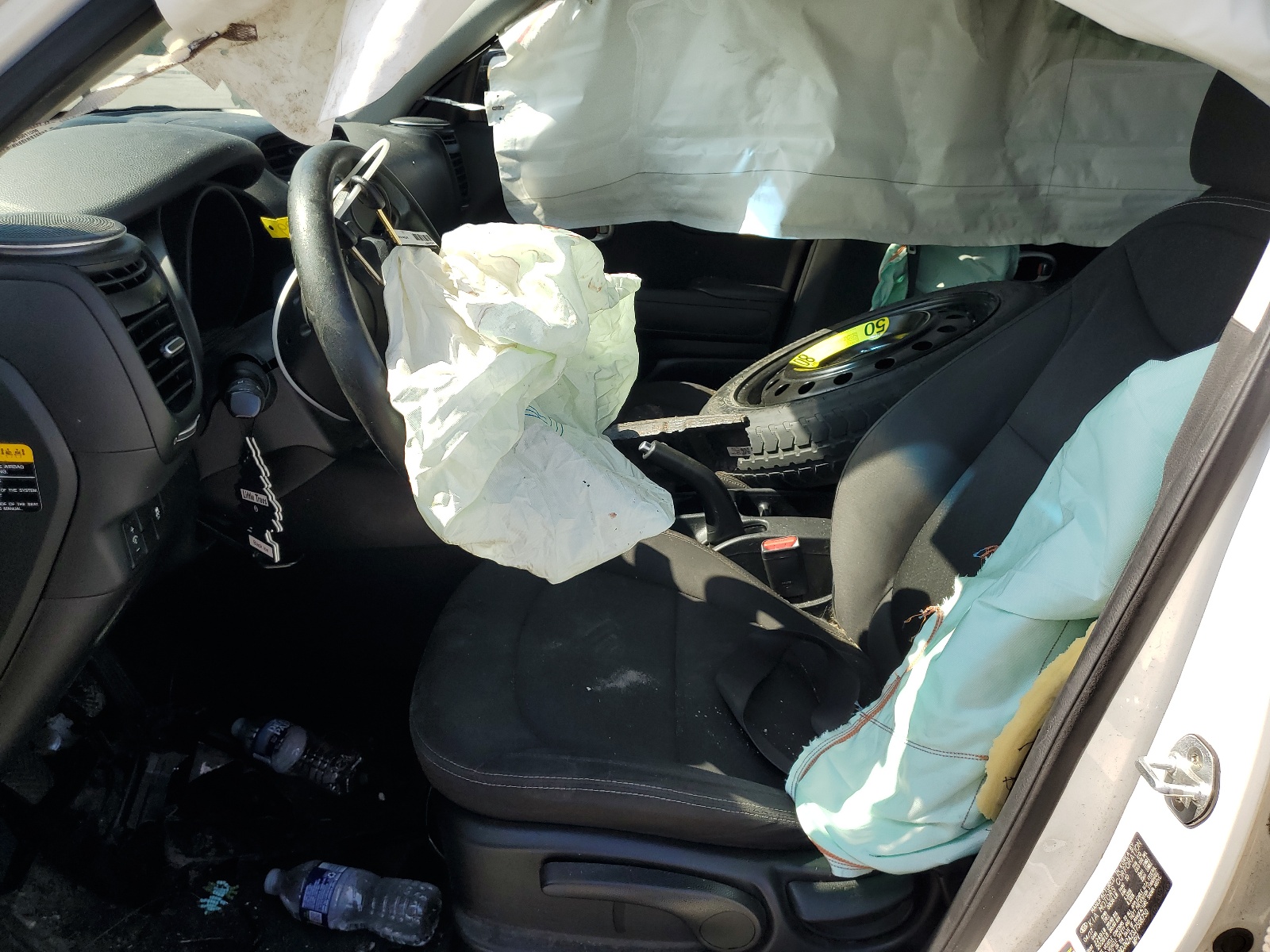 KNDJN2A23J7508750 2018 Kia Soul