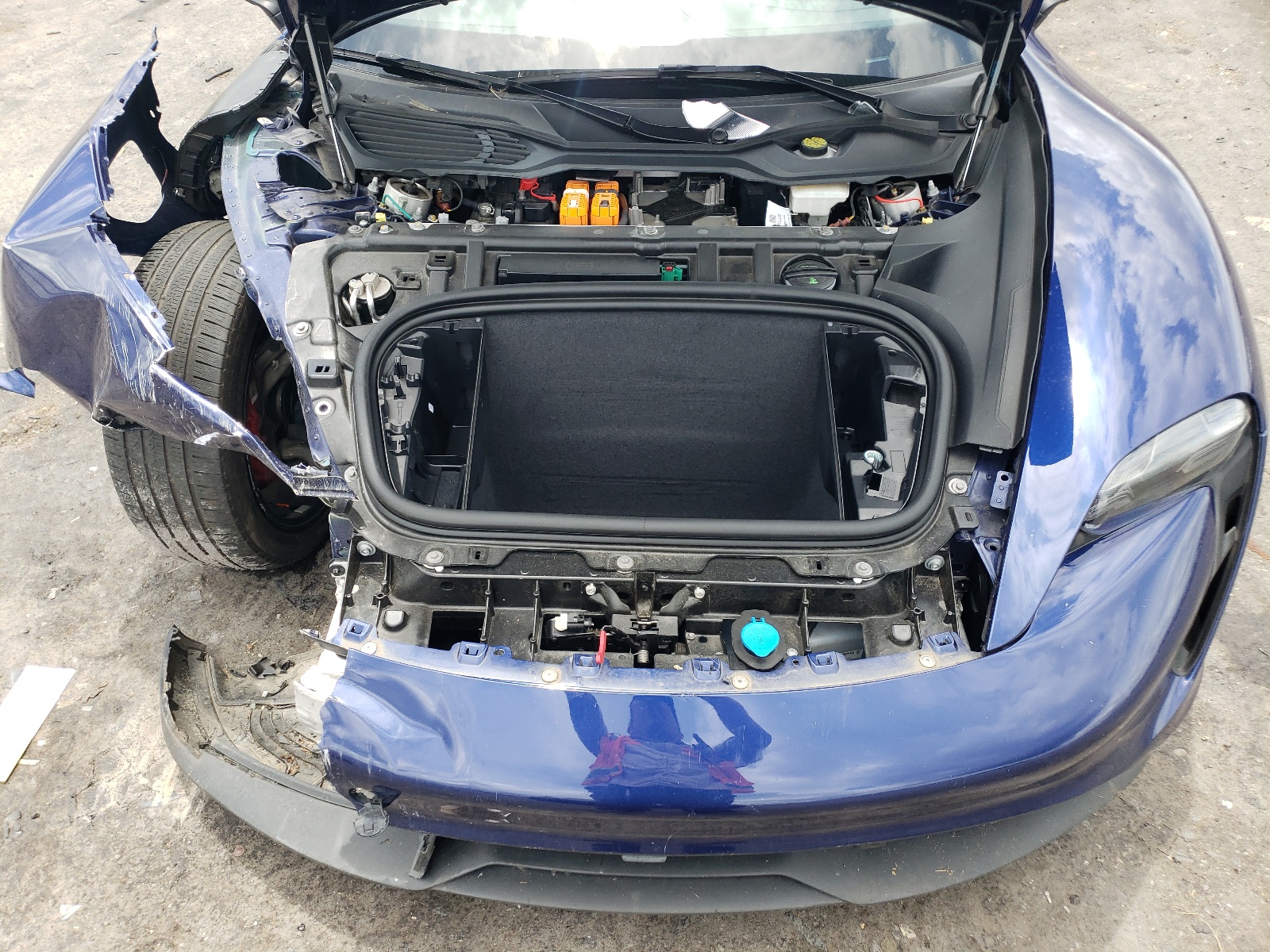 WP0AB2Y15LSA53781 2020 Porsche Taycan 4S