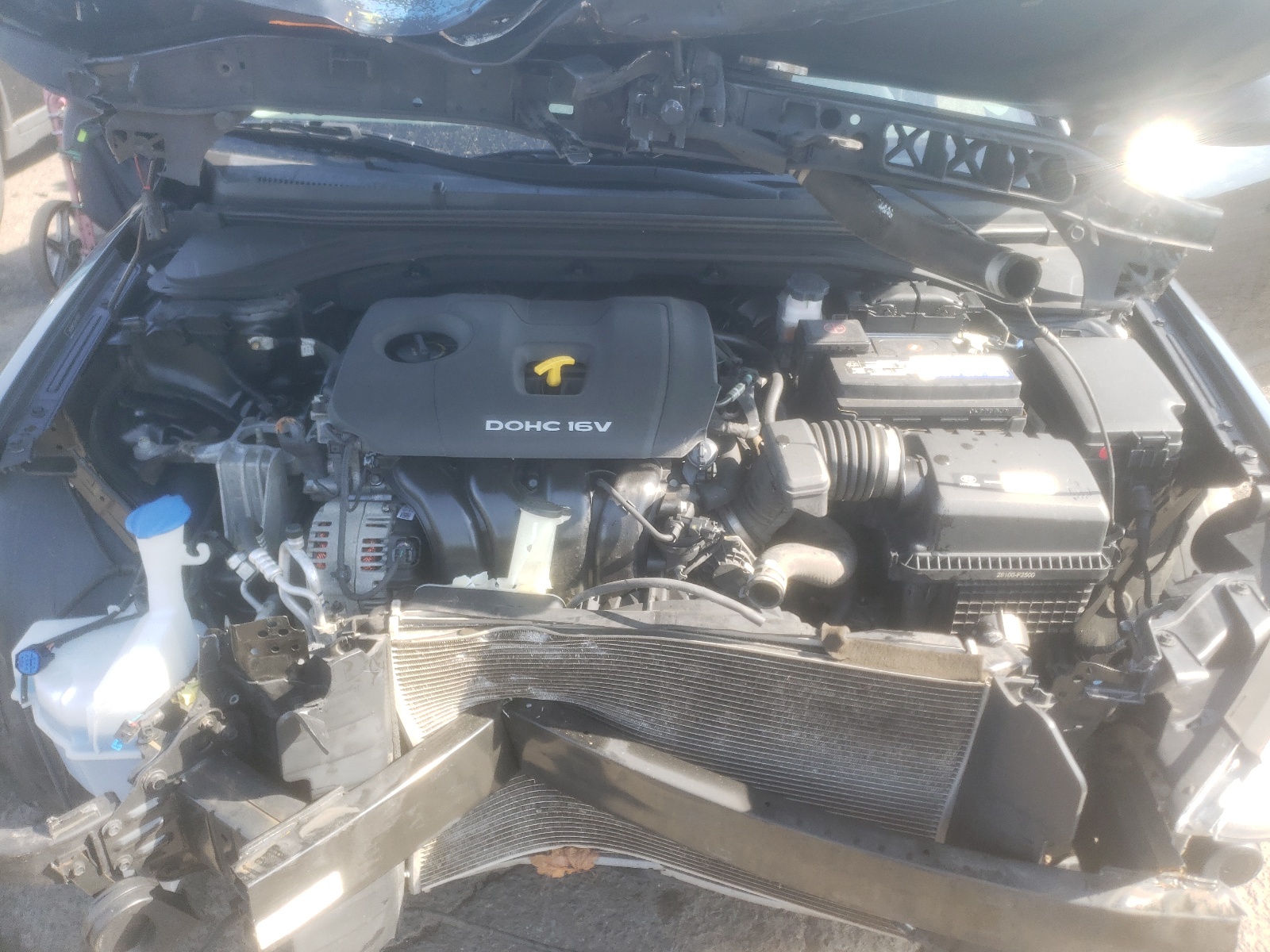 5NPD84LF2HH195163 2017 Hyundai Elantra Se