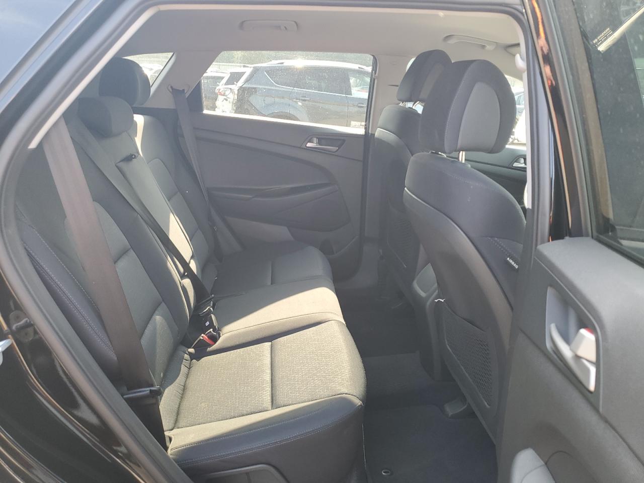 2018 Hyundai Tucson Se VIN: KM8J2CA41JU790058 Lot: 63843774