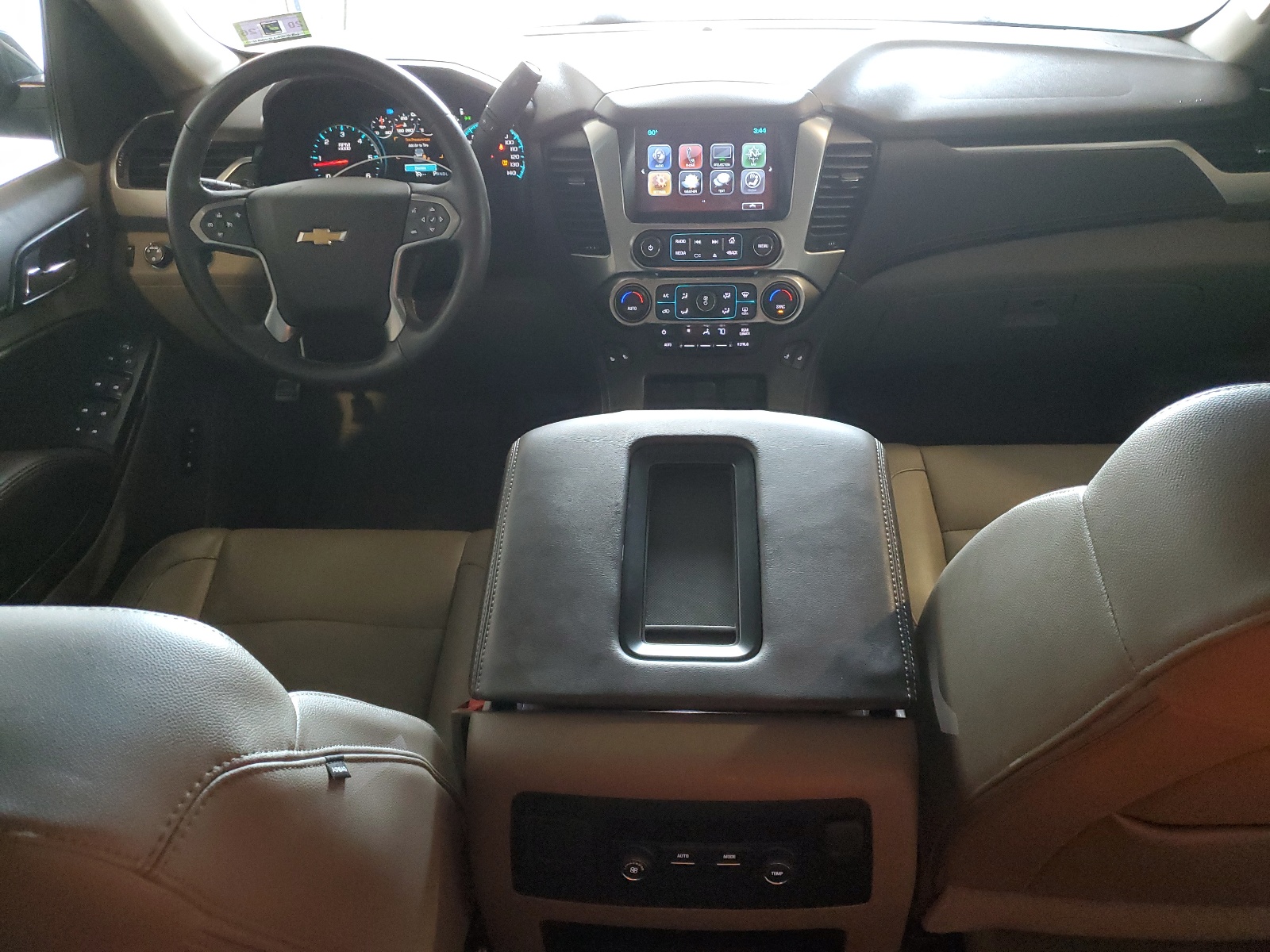 1GNSKBKC1HR332503 2017 Chevrolet Tahoe K1500 Lt