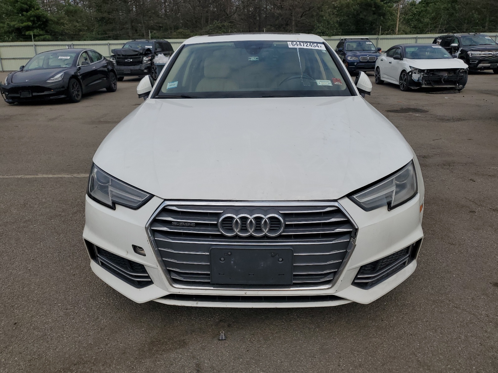 2018 Audi A4 Premium vin: WAUDNAF47JA018541