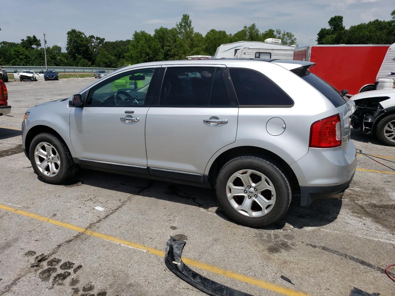 2011 Ford Edge - Image 2