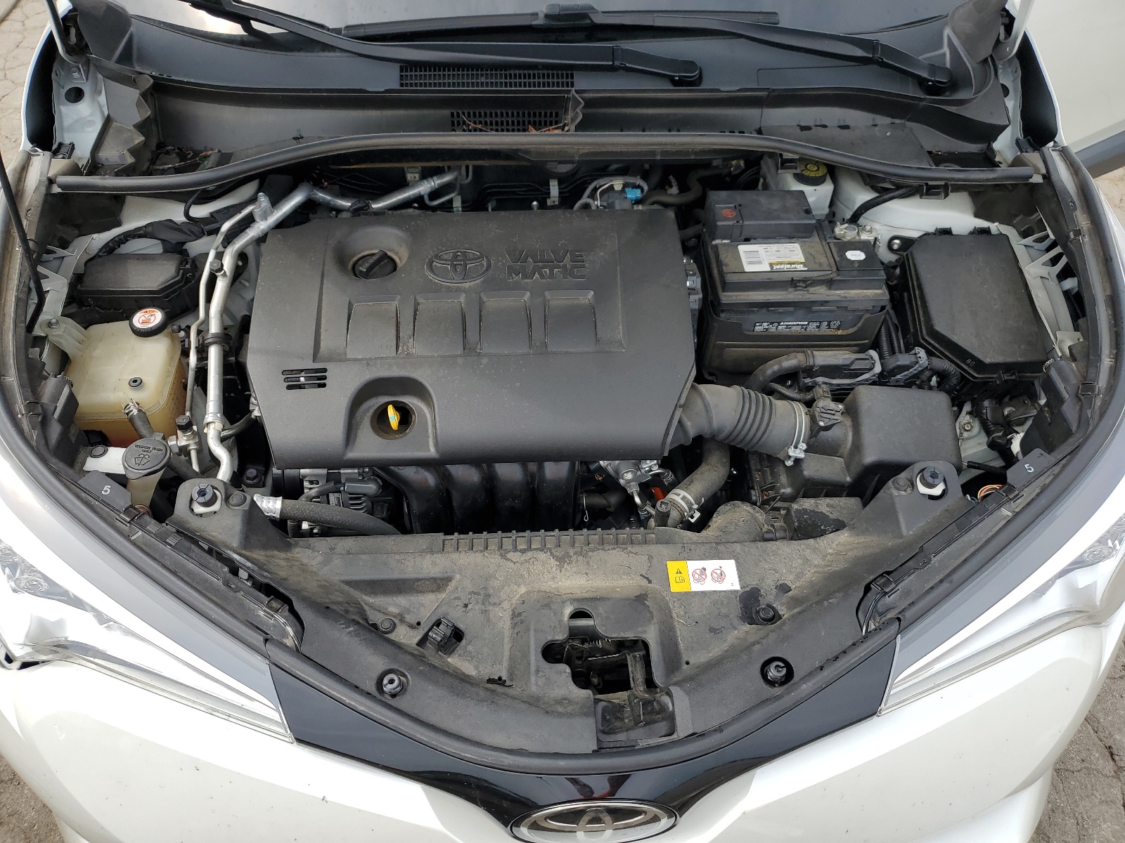 JTNKHMBX0K1018221 2019 Toyota C-Hr Xle