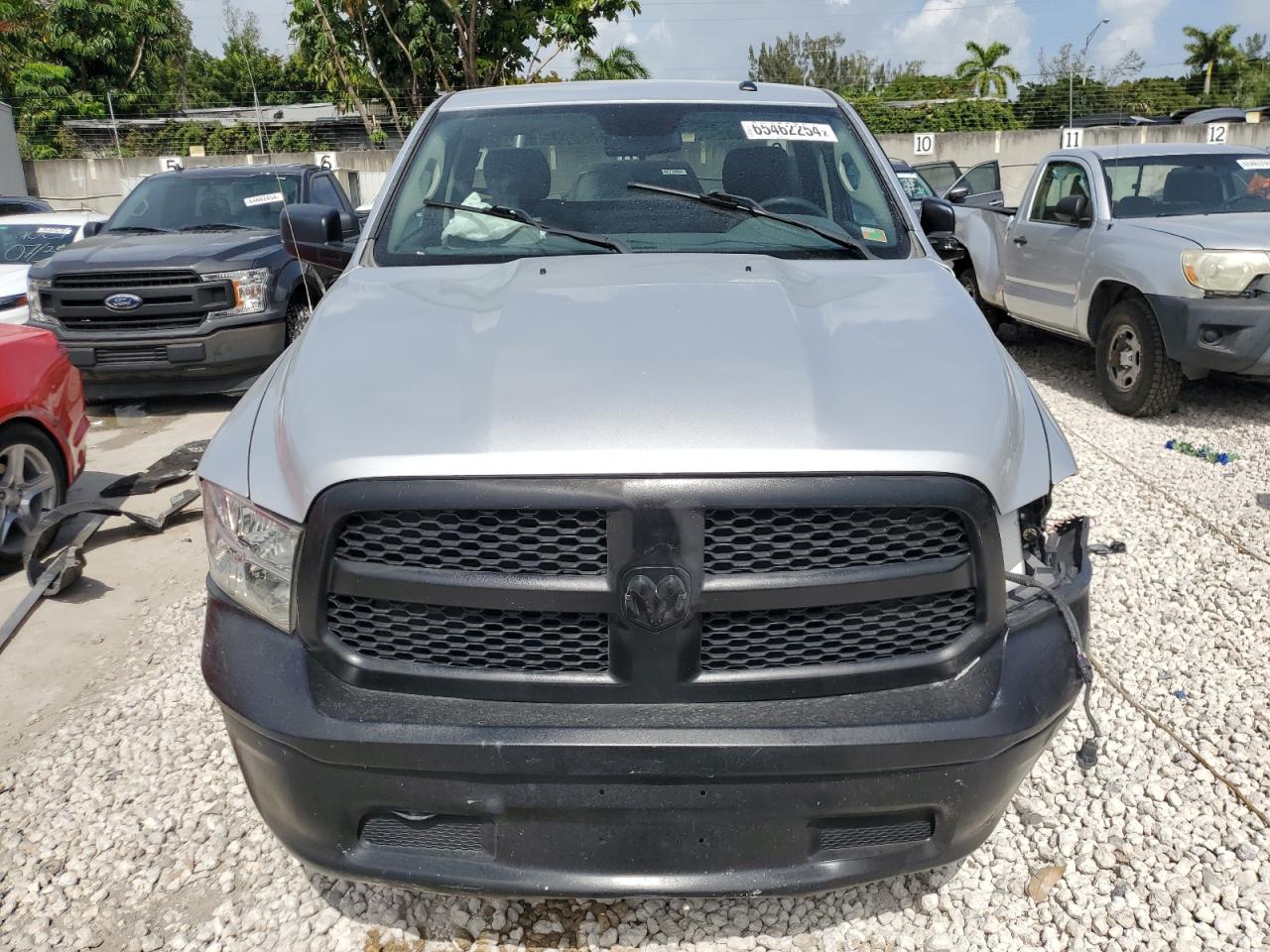 2016 RAM 1500 - Image 5