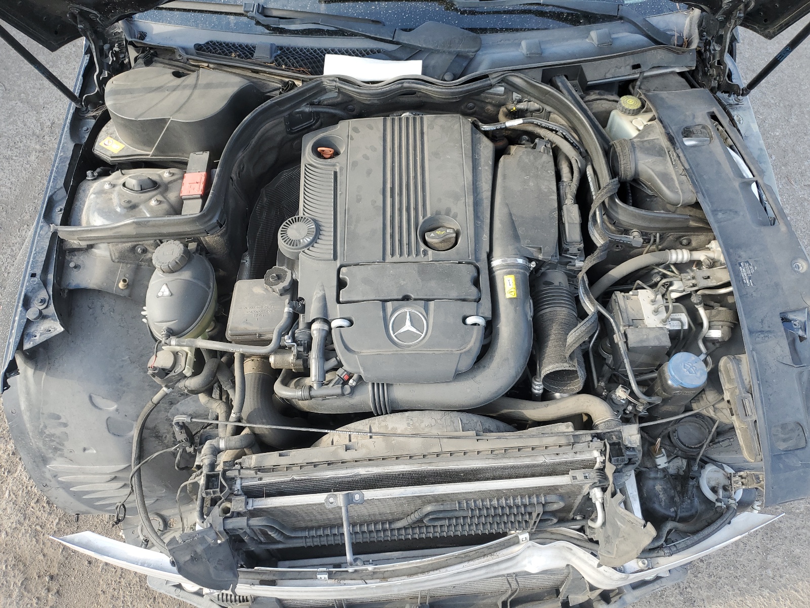 WDDGJ4HB8DG013879 2013 Mercedes-Benz C 250