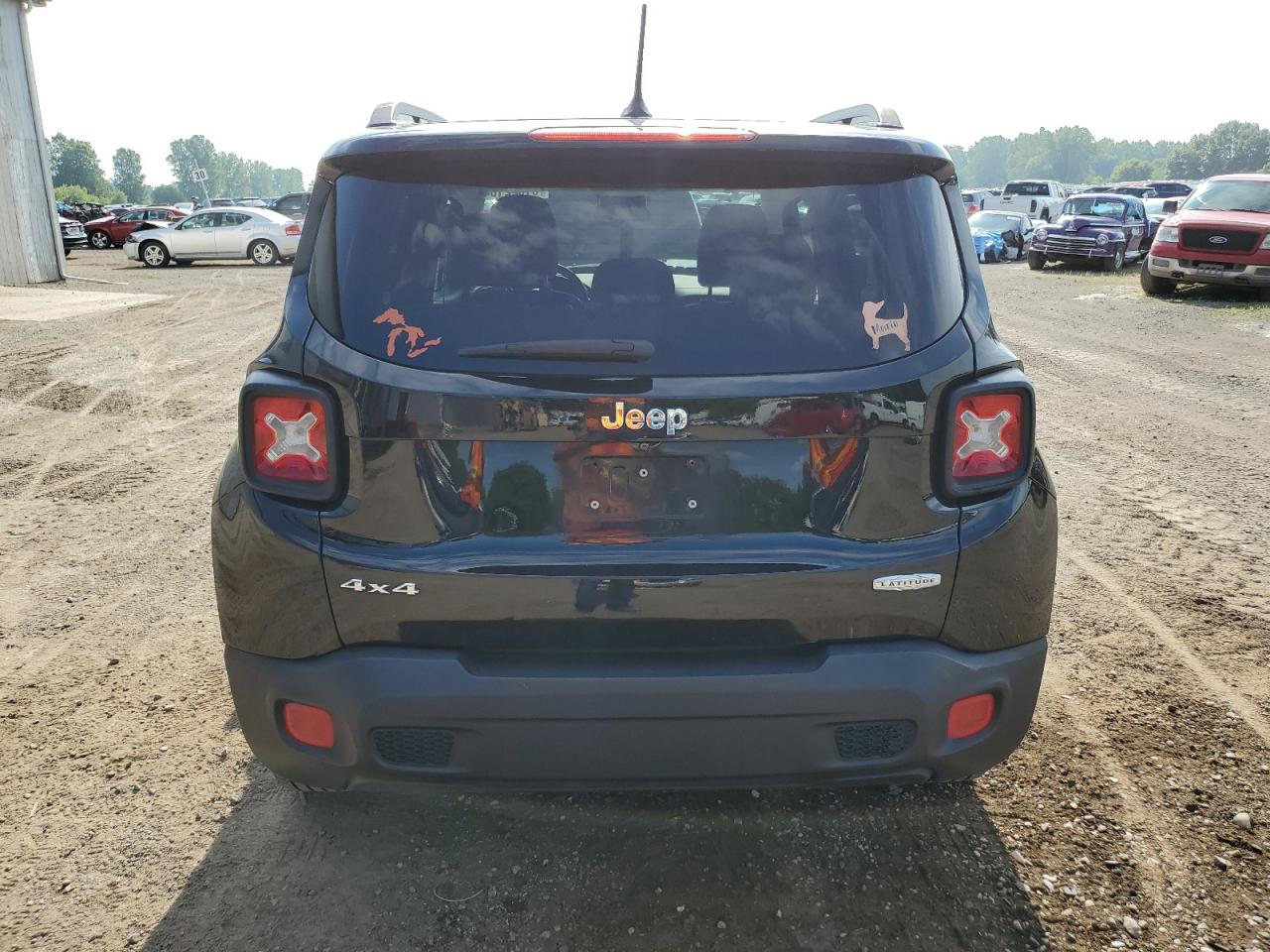 2015 Jeep Renegade Latitude VIN: ZACCJBBT4FPB18990 Lot: 61622184
