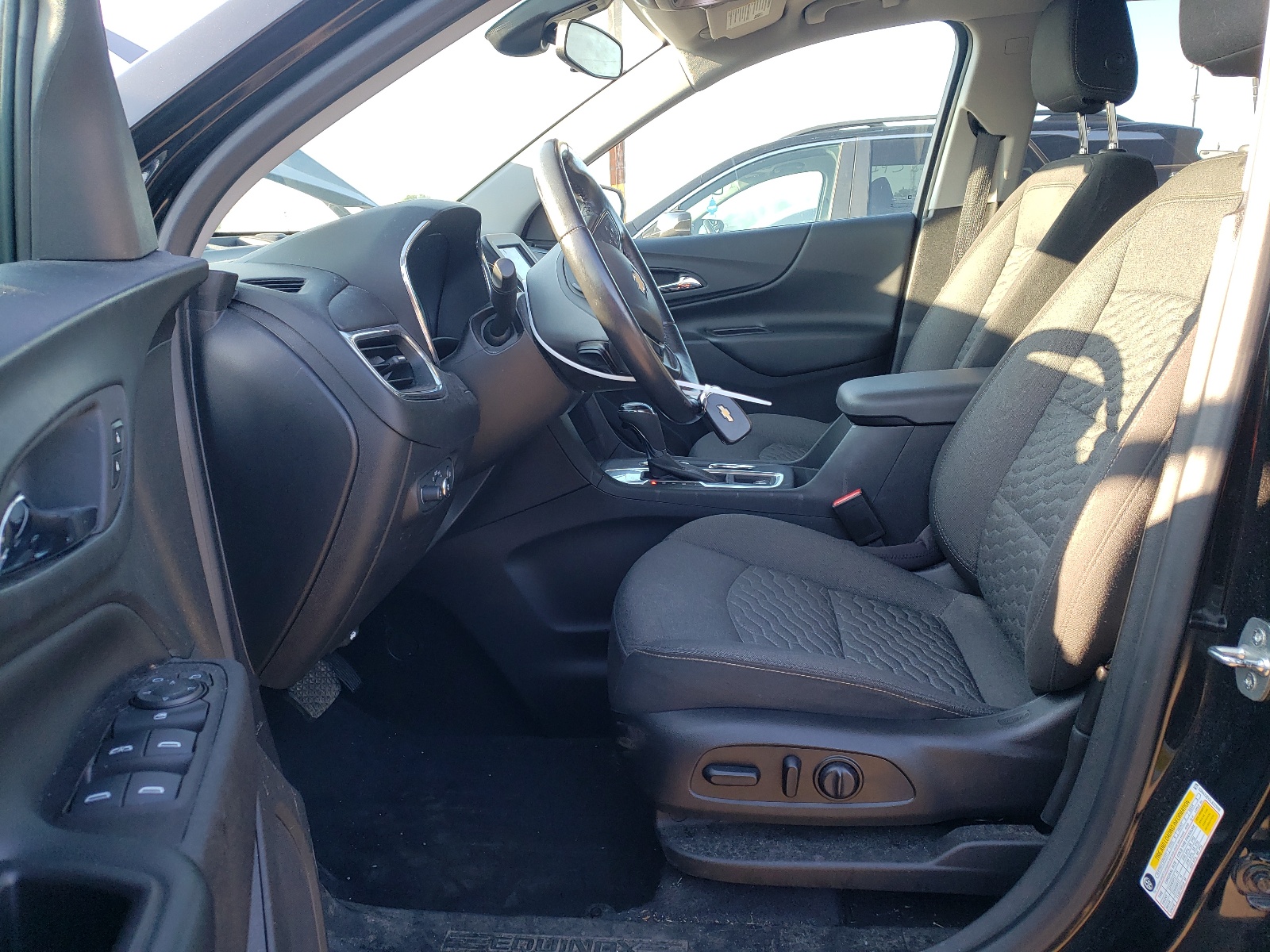 2GNAXJEV2L6223699 2020 Chevrolet Equinox Lt