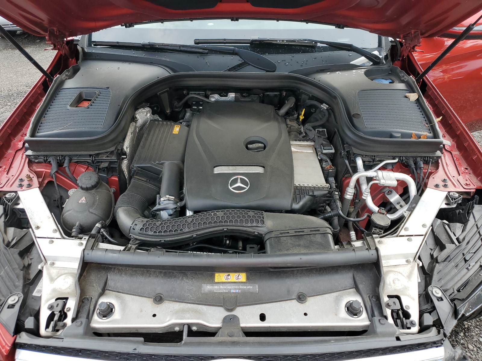 WDC0G4KB9JV072055 2018 Mercedes-Benz Glc 300 4Matic