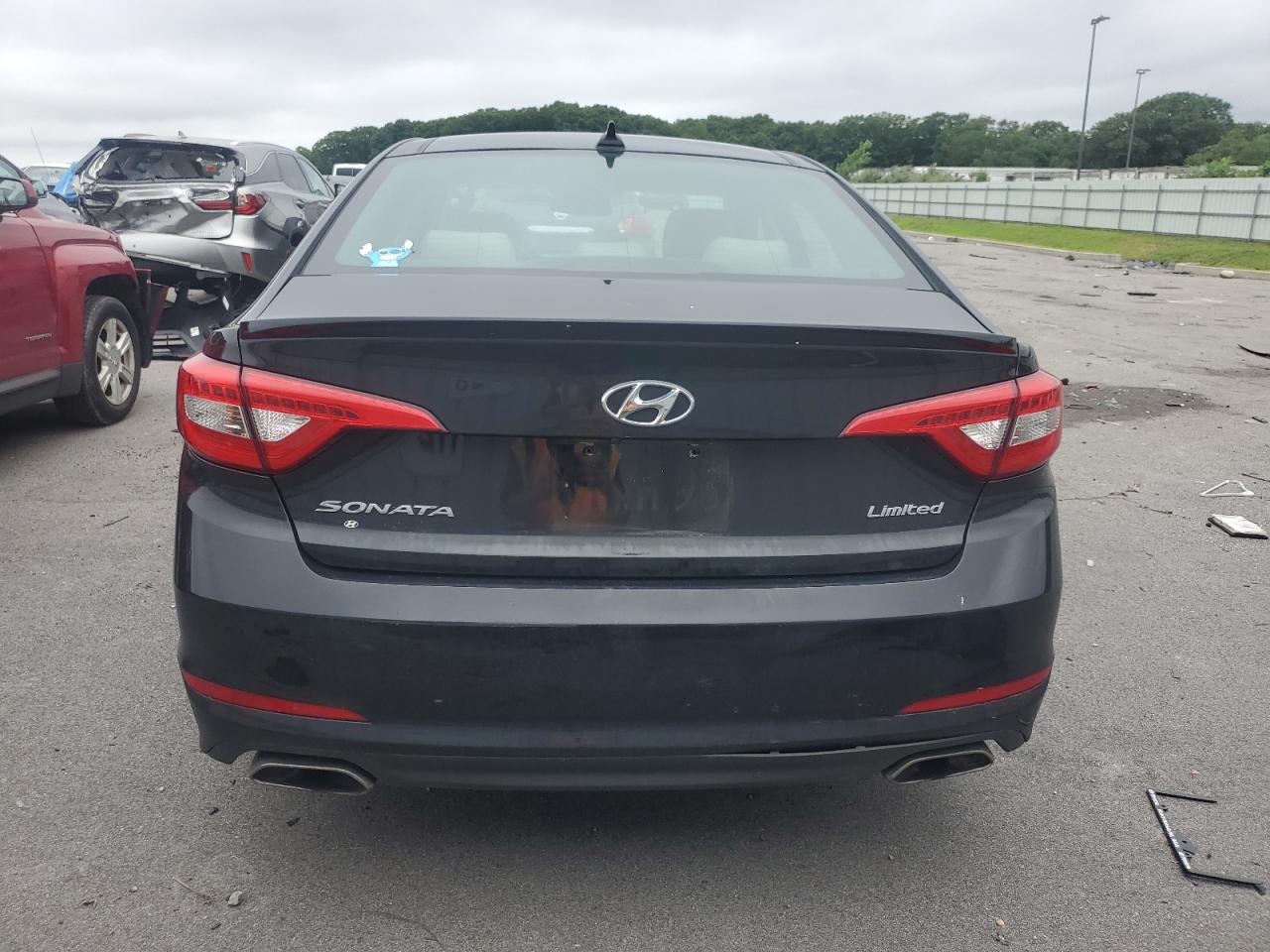 2015 Hyundai Sonata Sport VIN: 5NPE34AF5FH013975 Lot: 64679644