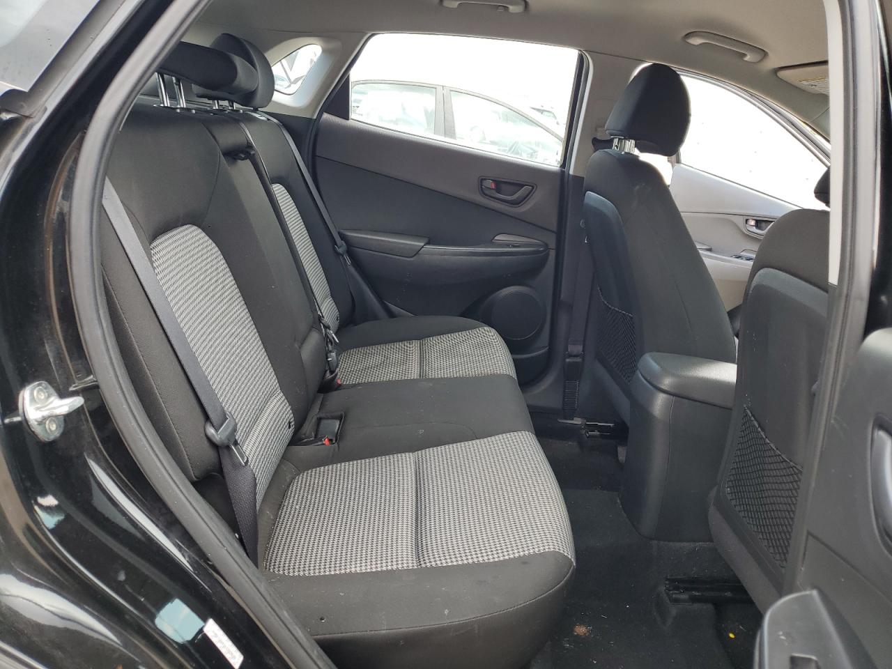 KM8K12AA1KU269639 2019 Hyundai Kona Se