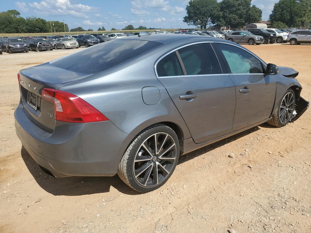 2016 Volvo S60 Premier VIN: YV126MFK7G2396377 Lot: 62862054