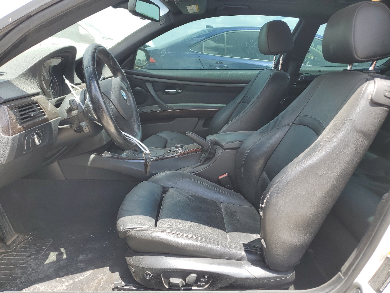 WBAKG7C58BE801864 2011 BMW 335 I