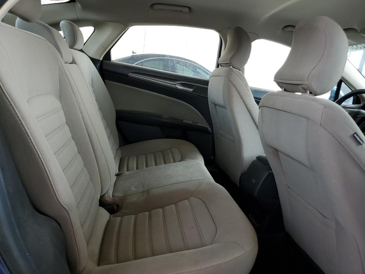 2018 Ford Fusion S VIN: 3FA6P0G73JR211385 Lot: 64723304