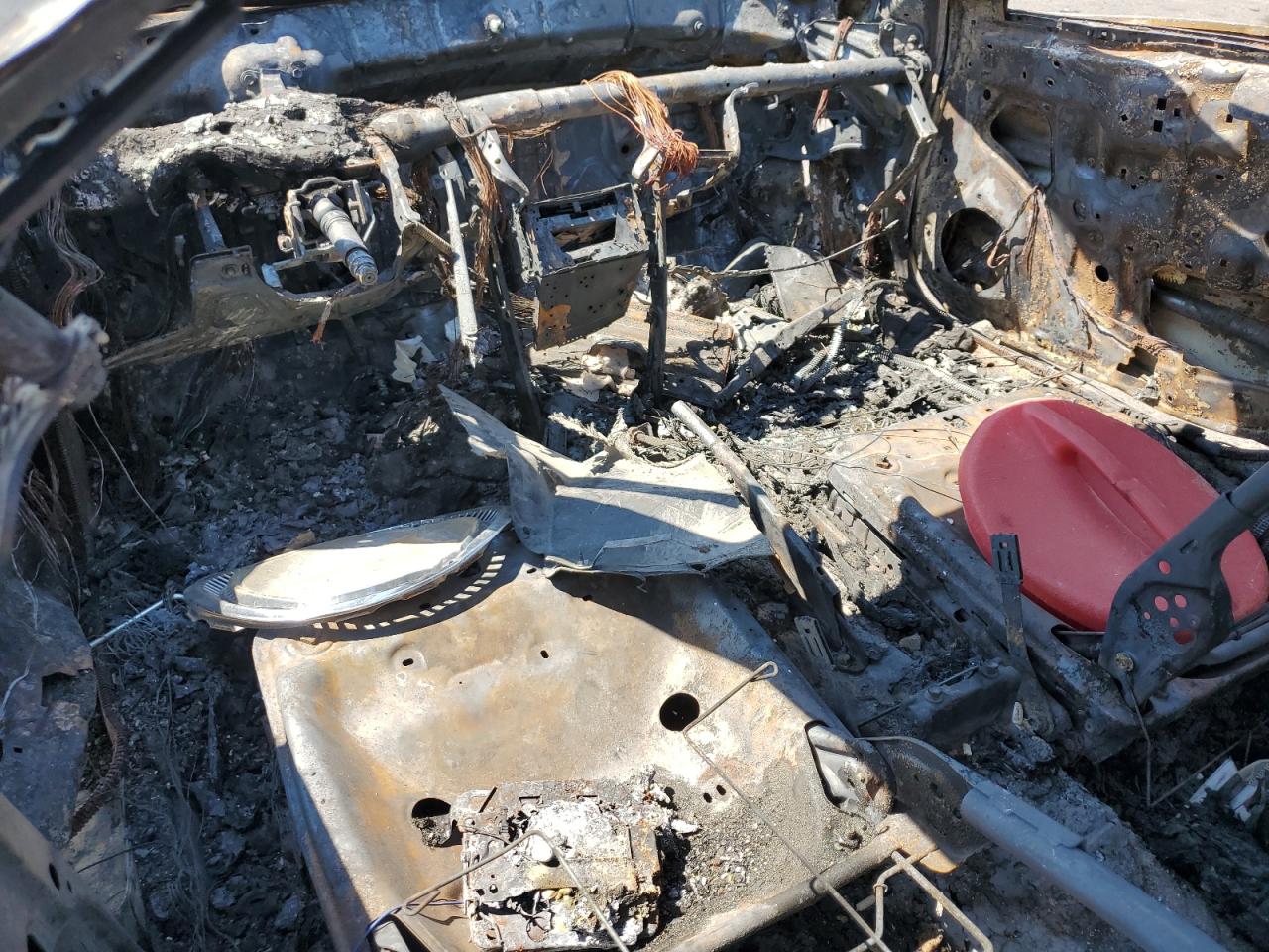 1999 Toyota Camry Le VIN: JT2BG22K7X0348010 Lot: 62115154