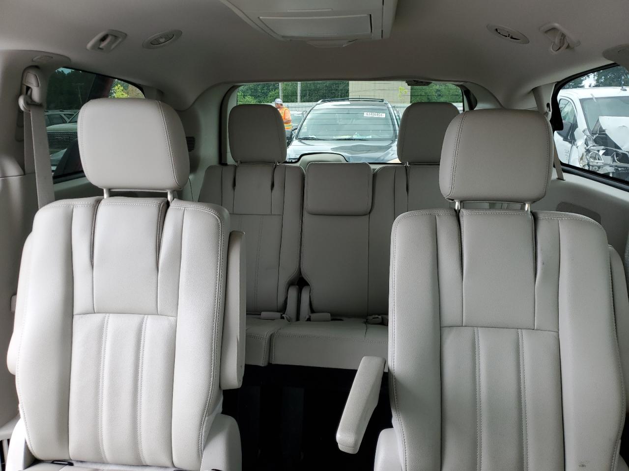 2013 Chrysler Town & Country Touring VIN: 2C4RC1BG8DR733908 Lot: 64217104